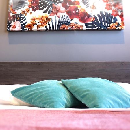 Velleran Accomodation Tarxien Bagian luar foto