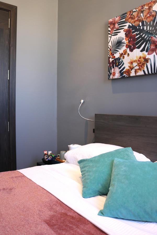 Velleran Accomodation Tarxien Bagian luar foto